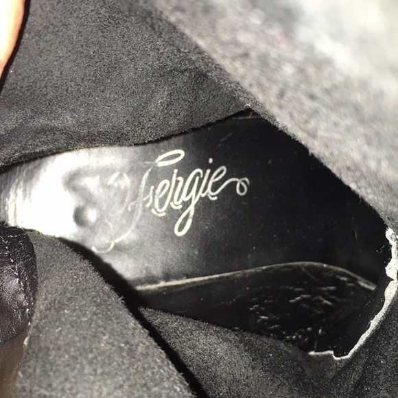 Black Suede boots - Picture 4 of 4